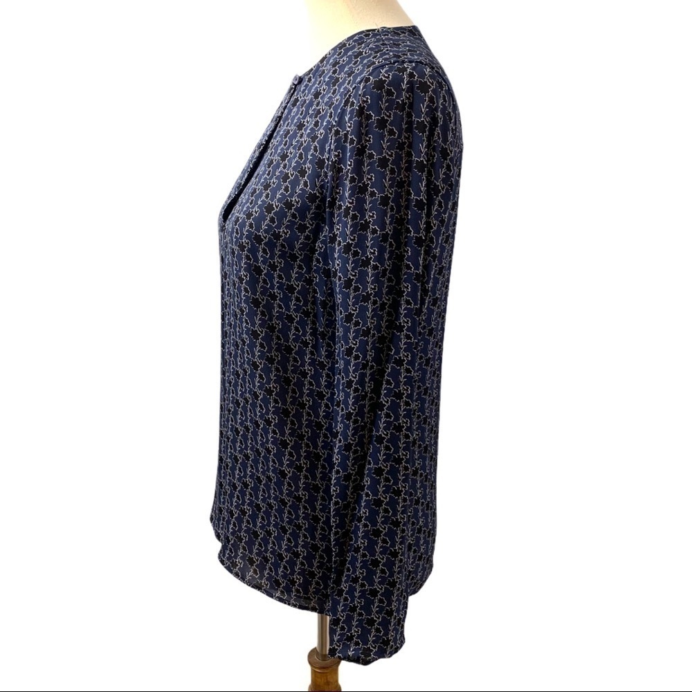 Theory Silk Split Neck Print Popover Long Sleeve Career Business Top Small - Picture 4 of 11